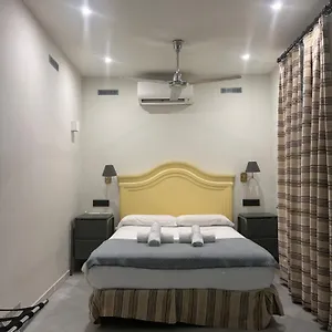  Homestay Turistic Sevillanos Sl