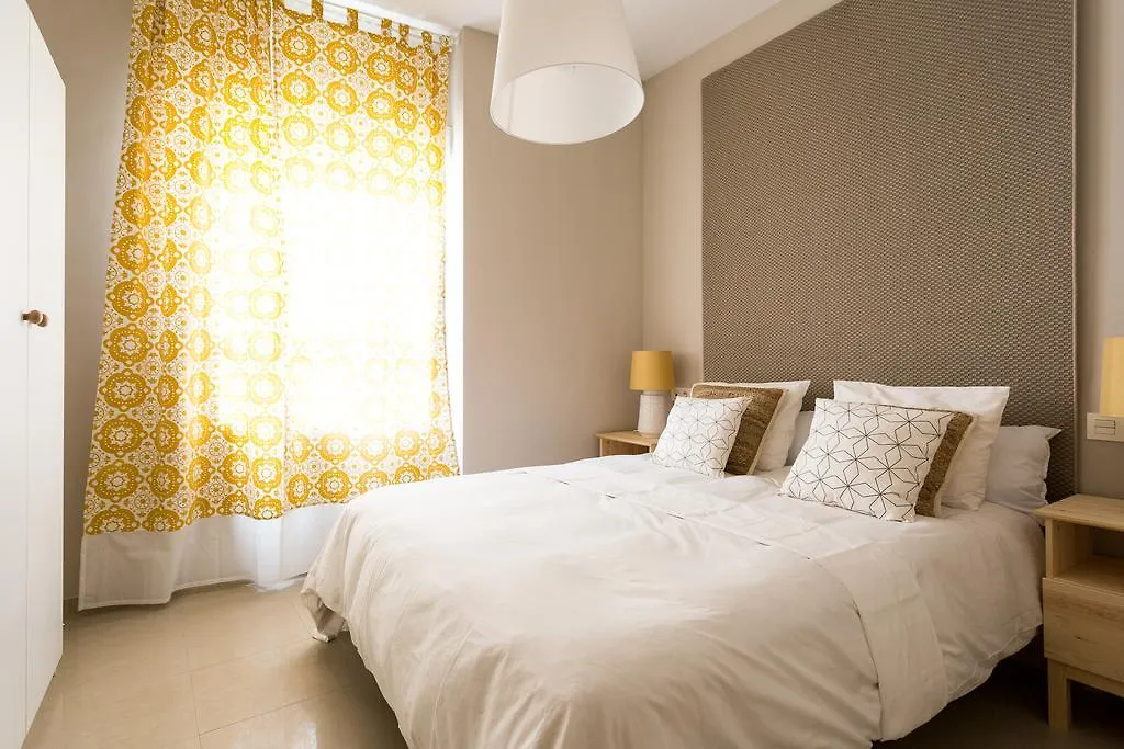 Apartamentos Diaber San Leandro Seville